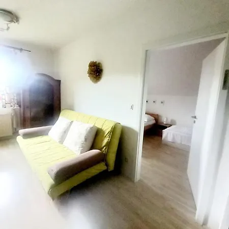Hotel Za Sneznikem 2*