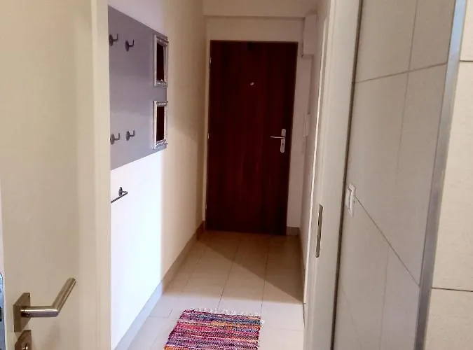 Za Sneznikem Otel